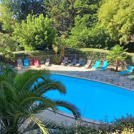 De Tourisme Bleues Regina Ξενοδοχείο με διαμερίσματα