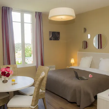 De Tourisme Bleues Regina 3* Αρασόν