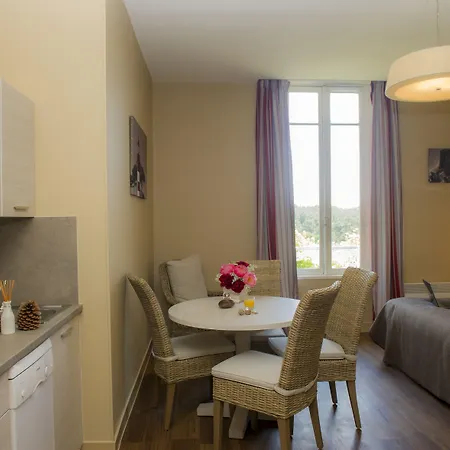 De Tourisme Bleues Regina 3*