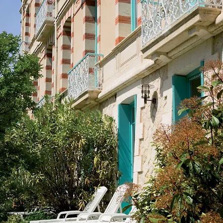 Ξενοδοχείο με διαμερίσματα De Tourisme Bleues Regina Αρασόν