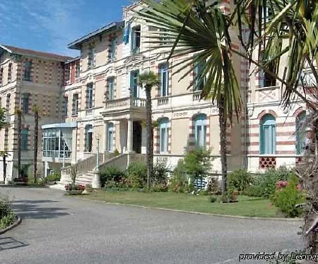 De Tourisme Bleues Regina 3*