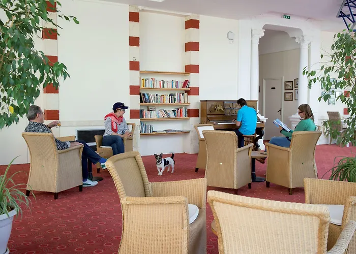 Апарт-отель De Tourisme Bleues Regina Аркашон