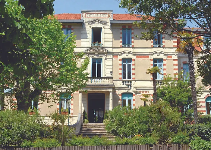 Апарт-отель De Tourisme Bleues Regina 3*