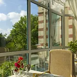 Appart hôtel Résidence De Tourisme Bleues Regina 3*