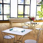 Résidence De Tourisme Bleues Regina Apartahotel 3*