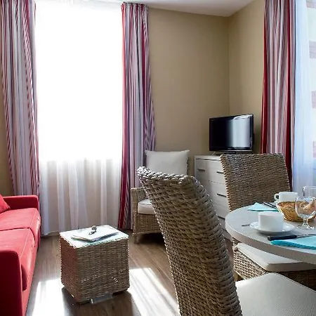 De Tourisme Bleues Regina Aparthotel