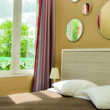 De Tourisme Bleues Regina 아파트호텔 3*