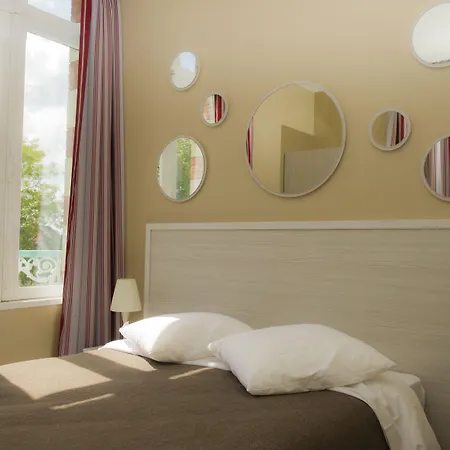 De Tourisme Bleues Regina Aparthotel 3*