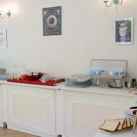 De Tourisme Bleues Regina Apart Otel 3*