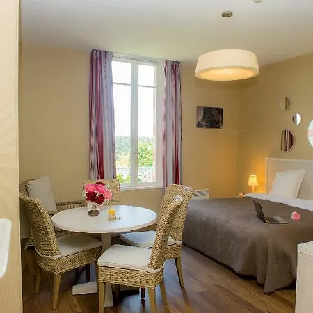 Apartmanhotel De Tourisme Bleues Regina 3*