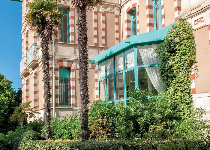 アパートホテル De Tourisme Bleues Regina